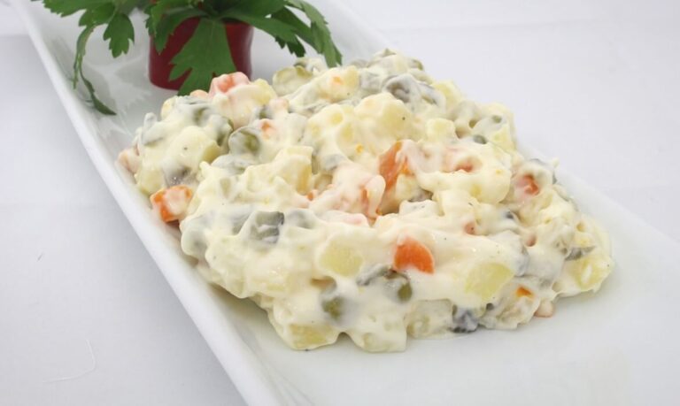 Ruska salata mamin recept za božićne praznike