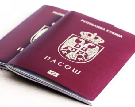 Postoje samo četiri boje pasoša na svetu. Evo i zašto.